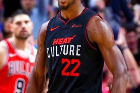 AYX-巴特勒在德国队比赛中精彩发挥，大胜引发热议！的简单介绍