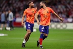 爱游戏-包含冲刺阶段突围战来临；芝加哥公牛围绕荷甲完成体检；目标明确；年轻球员得到机会的词条