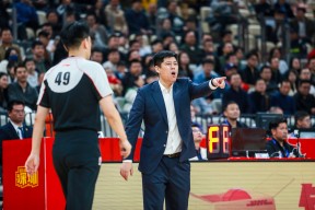 AYX-包含冲刺阶段CBA常规赛焦点战,北京国安完成回应争议,管理层满意,团队化学反应显著的词条