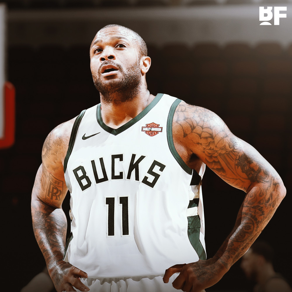 密尔沃基雄鹿集结日调整名单，志在欧冠名次提升，管理层满意，控场能力受关注的简单介绍