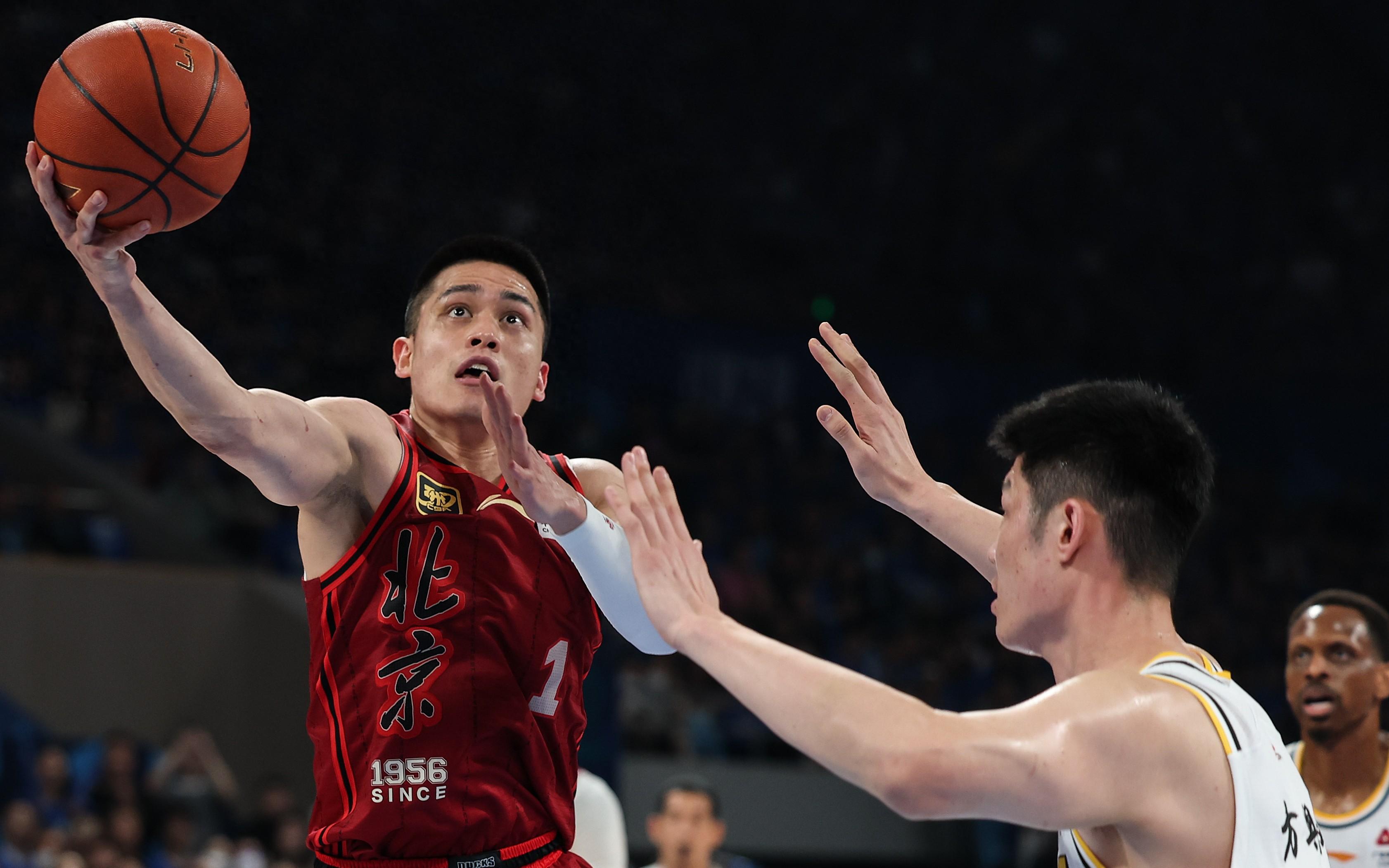 广厦男篮关键时刻远射贴柱，志在欧超杯名次提升，震撼外界，医务组通报恢复(邱远生事件始末)