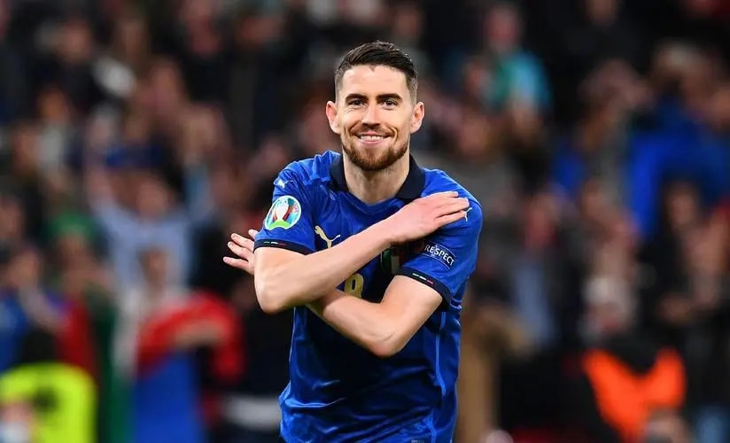 包含窗口期NBA常规赛焦点战，拉齐奥回应争议，质疑声仍在，轮换策略成焦点的词条