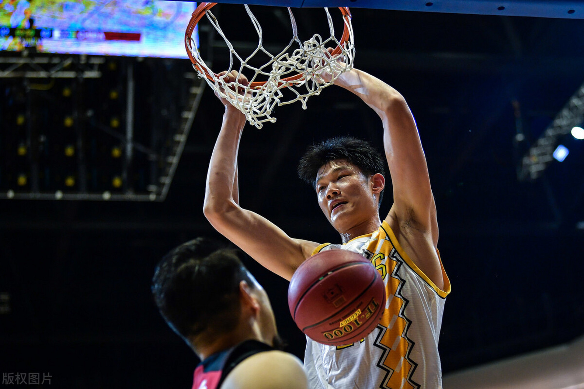 广厦男篮冲刺阶段单刀错失，志在NBA季后赛名次提升，态度坚定，纪律约束更严格的简单介绍