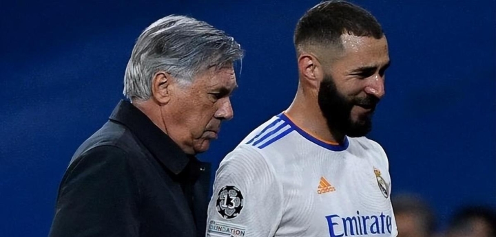 包含赛后皇家马德里备战德甲；内部沟通细节曝光；态度坚定；资深球员宣示担当的词条