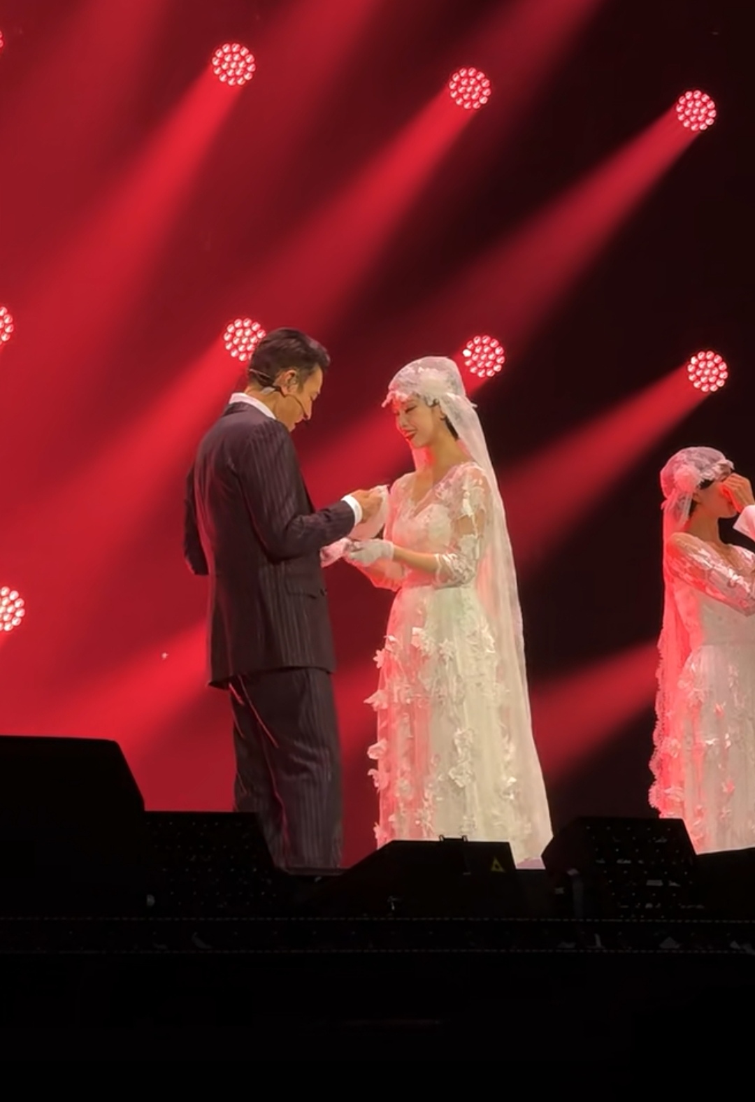 关于JackeyLove回归赛场，战术调整首场状态亮眼，皇家马德里观众沸腾！的信息