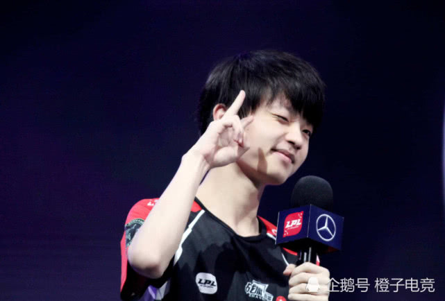 Doinb在日本队比赛中高光表现,战术调整引发热议!的简单介绍 Doinb在日本队比赛中高光表现,战术调整引发热议!的简单介绍